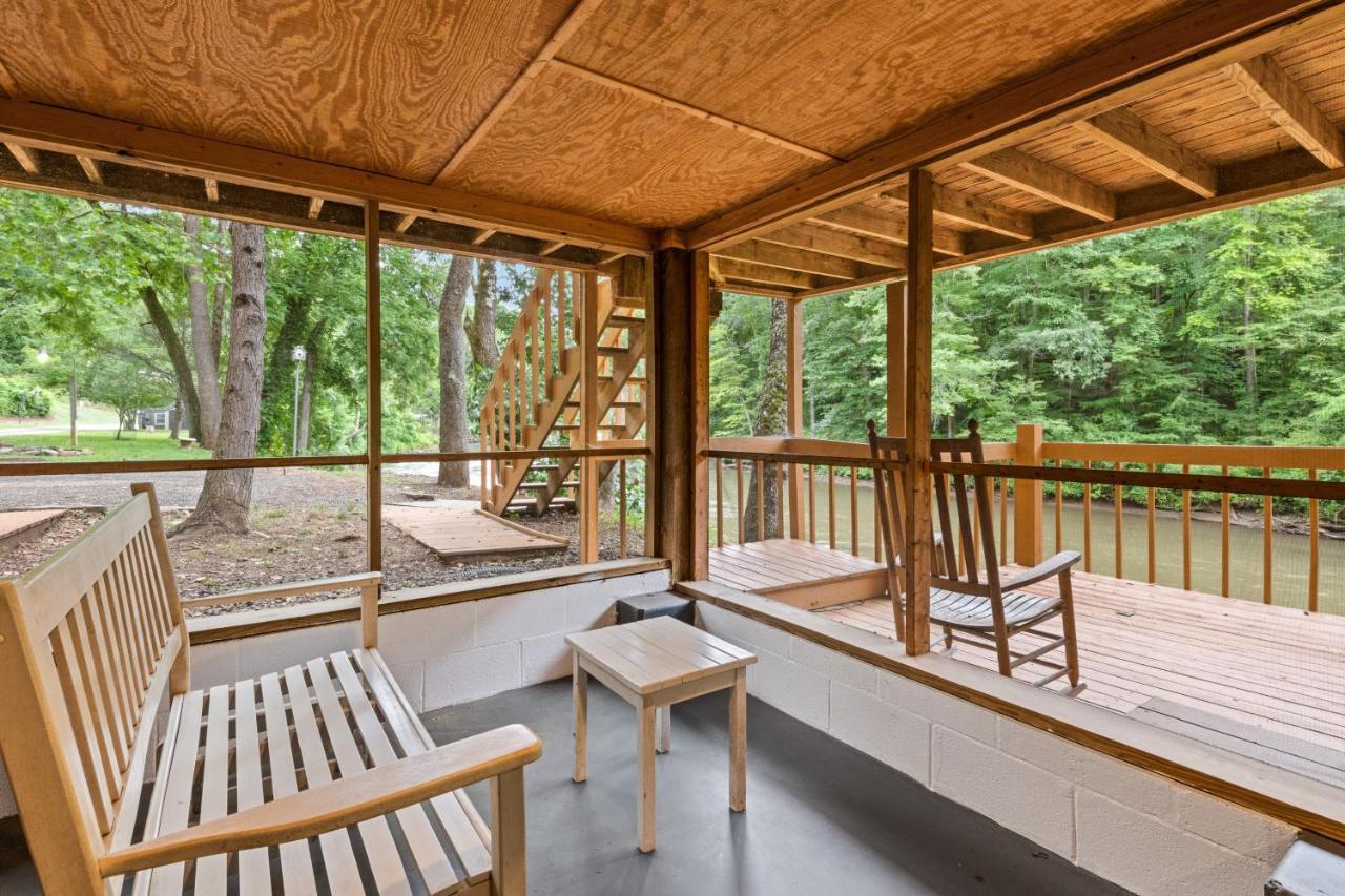 2 Bed 1 Bath Vacation Home In Whittier Екстериор снимка